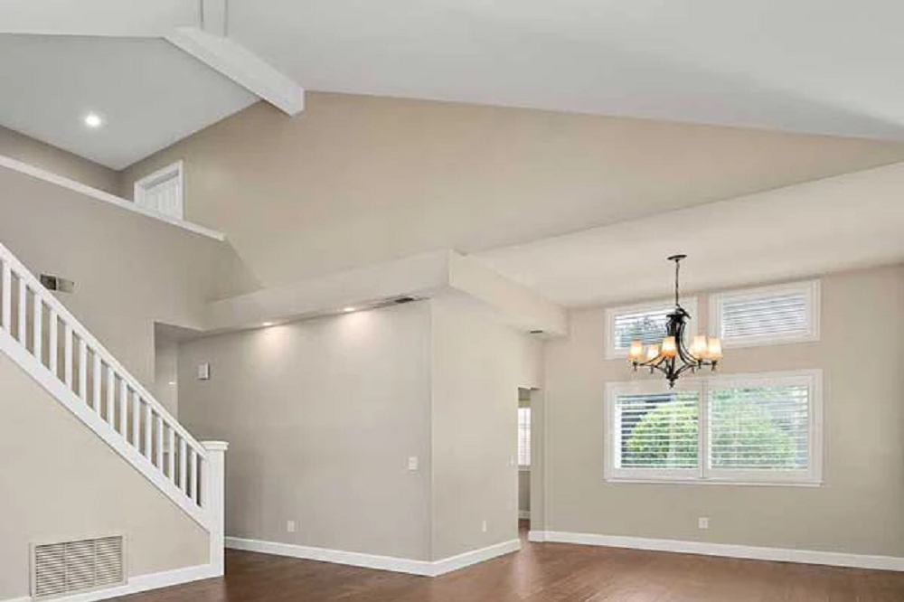 Office & Commercial Furniture